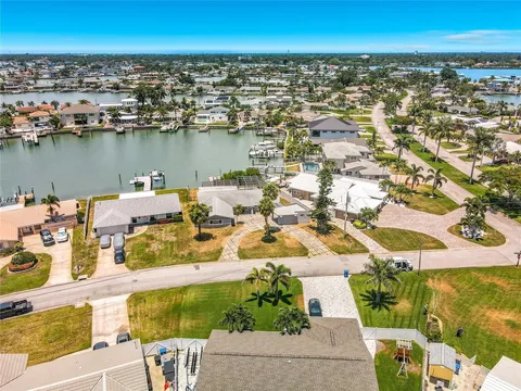 🌊 St. Petersburg Intracoastal Pool Project, Homes for Sale, Florida, North Carolina